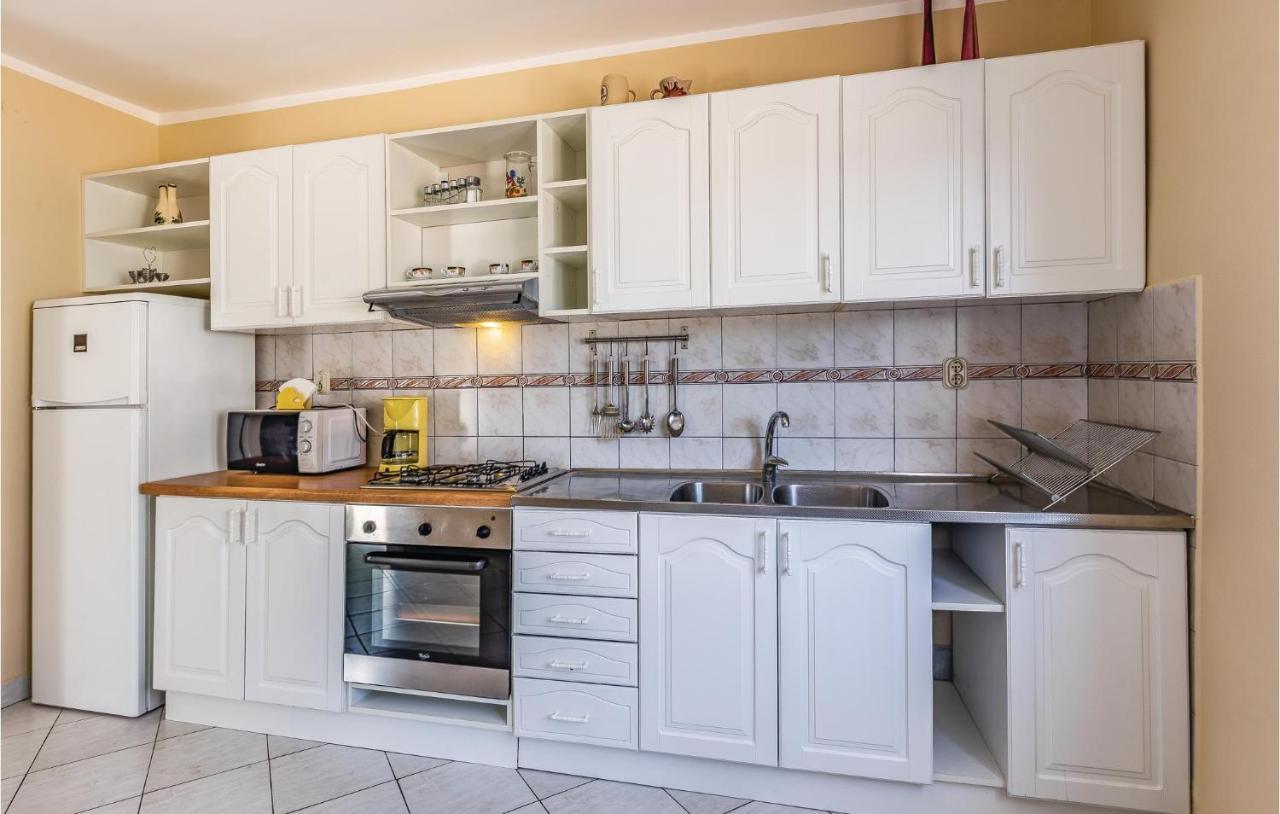 Gorgeous Apartment In Pula With Kitchen Dış mekan fotoğraf